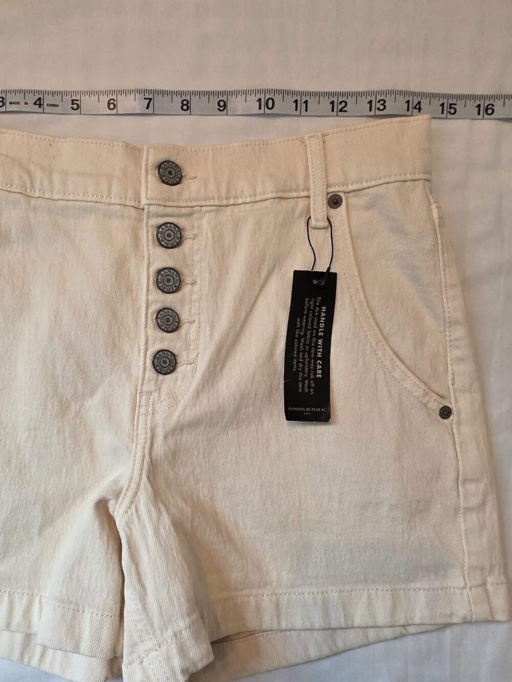 NWT Banana Republic Classic Women's Shorts, Size 26/2 - Picture 4 of 8